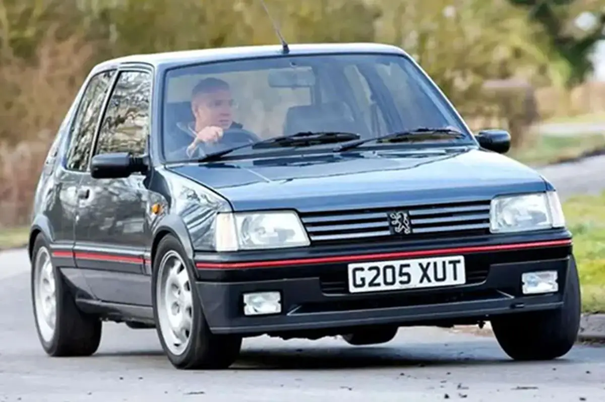 وقتی یک خودرو کوچک، ناجی بزرگ‌ترین بحران خودروسازی شد!