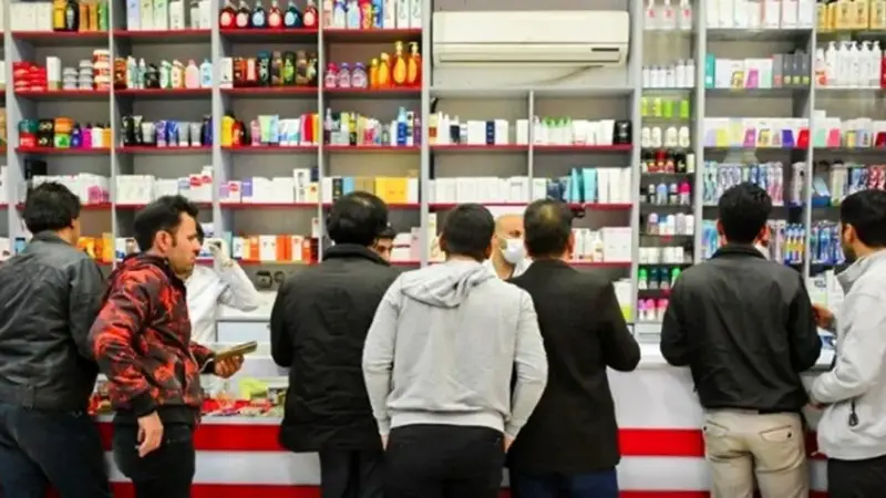 نسخه‌هایی که در داروخانه‌ها ناپدید می‌شوند؛ بحران کمبود داروهای حیاتی بیماران خاص چقدر جدی است؟