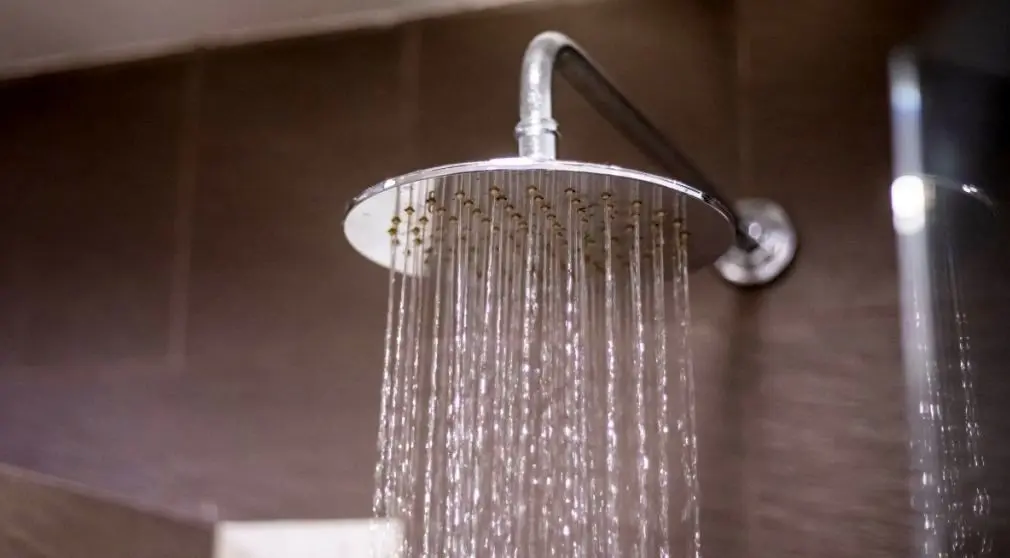 شگفتی بزرگ: بازیگرانی که حمام نمی‌روند و راز پشت پرده پوست و موشان چیست؟