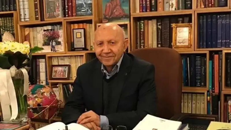 دکتر الهی قمشه‌ای از دل‌گرفتگی امروز مردم می‌گوید: چرا هیچ چیز شادی نمی‌آورد؟