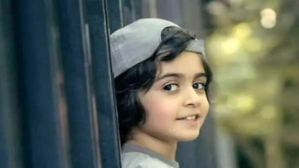 رایان سرلک ۱۲ ساله با استایل شگفت‌انگیز در جشن حافظ همه را حیرت‌زده کرد!