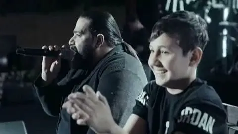 فیلم/ متفاوت ترین کنسرت تاریخ ایران برگزار شد / کنسرت رضا صادقی بدون نیاز به بلیط در برج میلاد … دمت گرم عمو رضا