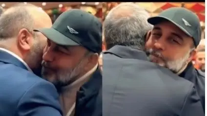 لحظه‌ای که علی اوجی و رامبد جوان وسط تالار برای بوسیدن رضا عطاران صف کشیدند!