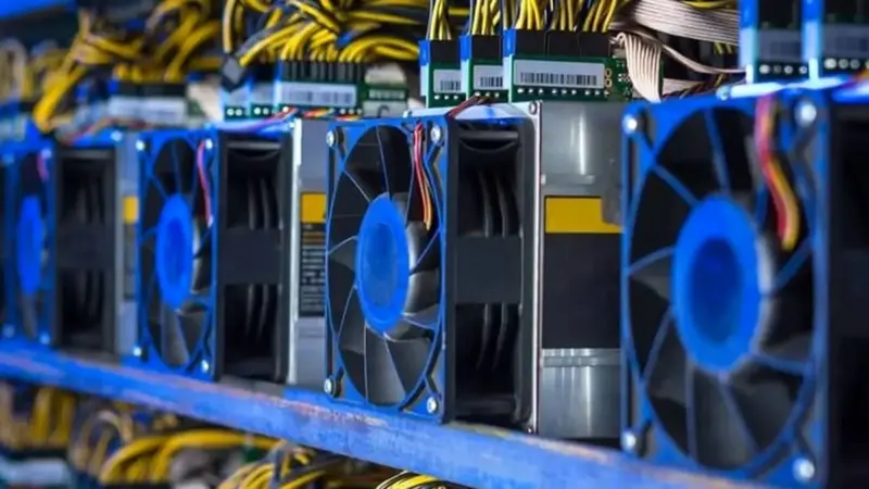 کشف حیرت‌انگیز ۱۱۵ مزرعه غیرمجاز استخراج رمزارز در تهران؛ ماجرایی که همه را شوکه کرد!