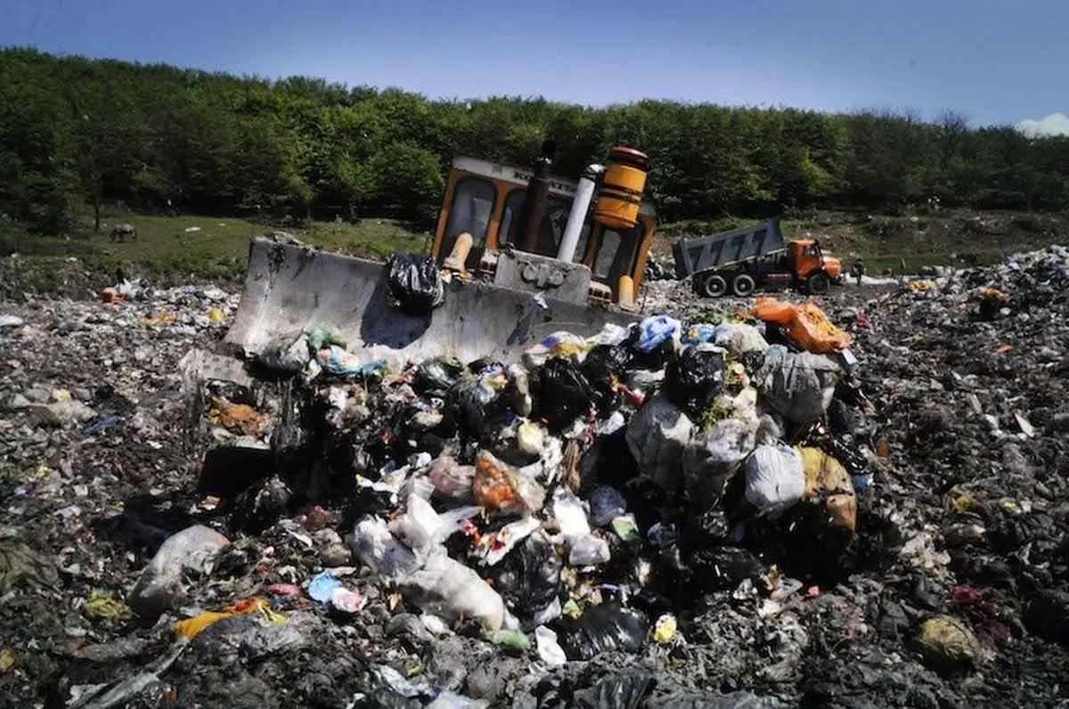 افشای گردش مالی نجومی ۲۰۰ هزار میلیاردی مافیای زباله توسط نماینده مجلس!