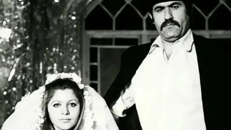 زری خوشکام ۷۵ ساله در مراسمی خاص؛ سفری به گذشته سینما!