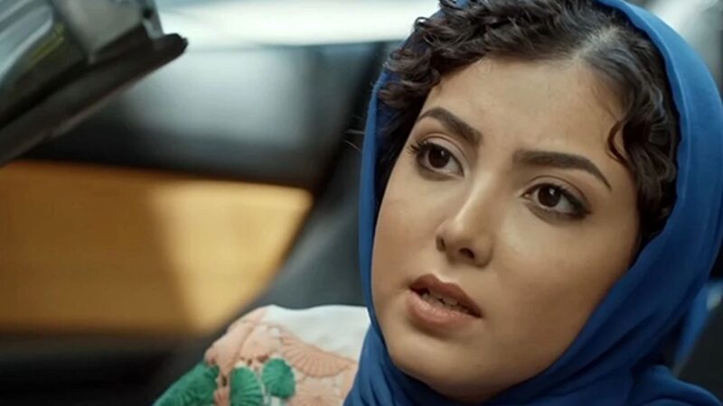 زیبا کرمعلی تولد ۲۹ سالگی‌اش را در جنگل‌های مه‌گرفته جشن گرفت؛ لحظه‌ای شاعرانه و خاص!