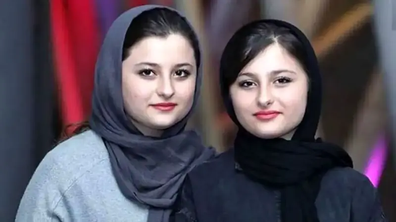 تغییر شگفت‌انگیز سارا و نیکا «پایتخت»؛ از هنرپیشه‌های کودک به ستاره‌های استایل زمستانی صورتی!