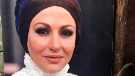 ساغر عزیزی با اشک فاش کرد: پس از طلاق، بچه‌ام را بردم خانه مادرم و خودم را کنار گذاشتند!