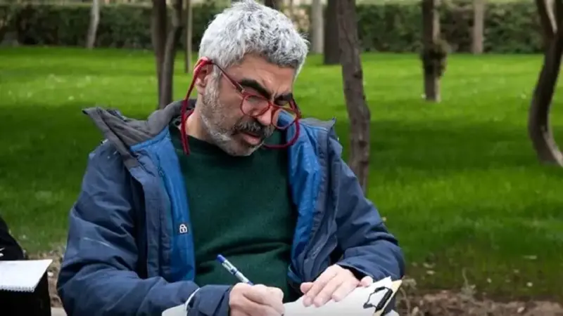 سروش صحت با شعرخوانی ناب حافظ مخاطبان را مسحور کرد!