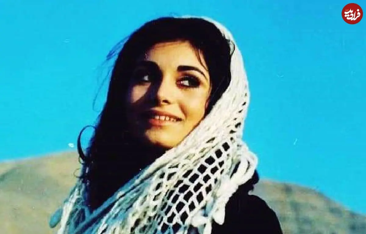 چهره متفاوت سپیده بازیگر پیش از انقلاب در 72 سالگی کنار پسرش دیده شد!