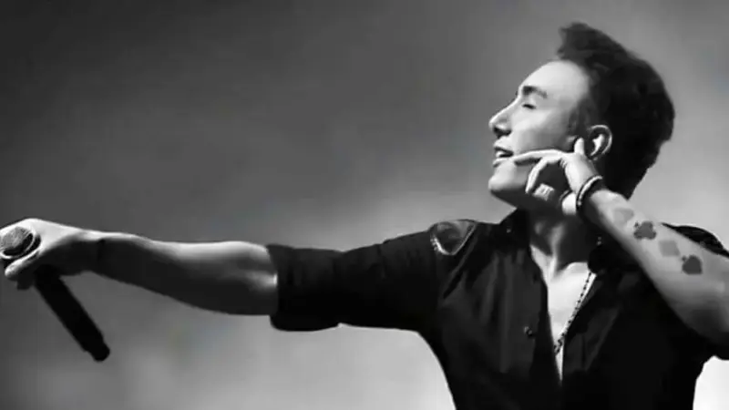 آهنگ جدید شادمهر عقیلی «اگر ستاره بودی»؛ شنیدنی که دل را می‌لرزاند!