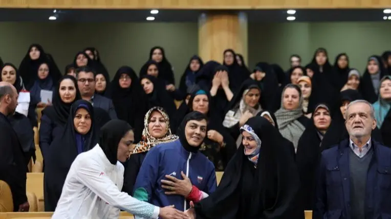 واکنش احساسی شهربانو منصوریان به درخواست دکتر پزشکیان در روز مادر؛ الهه منصوریان، ستاره درخشان ووشوی ایران!