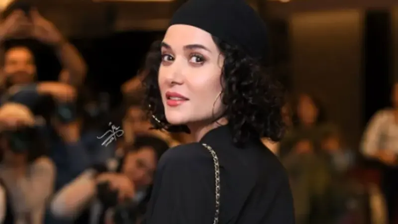 پریناز ایزدیار با سفره‌ای ساده و متفاوت، عجیب‌ترین یلدای سال را رقم زد!