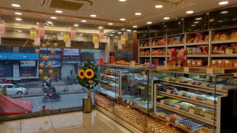 چرا فروش قنادی‌ها در مناسبت‌ها به نصف رسید؟ اظهارات جنجالی رئیس اتحادیه قنادان تهران