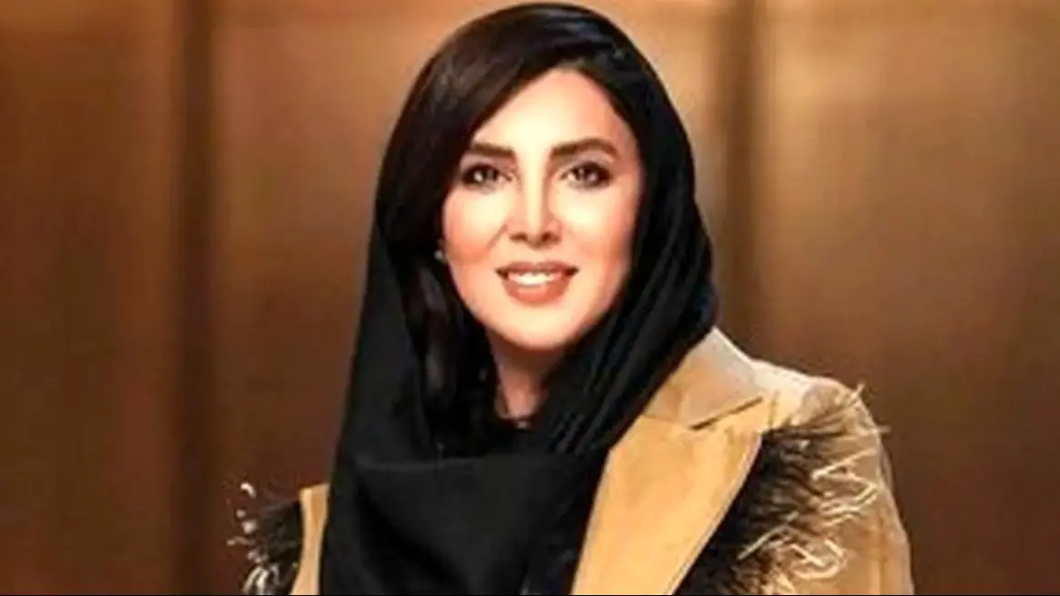 لیلا بلوکات با استایل زمستانی شگفت‌انگیز در هواپیما بعد از 17 سال از «یوسف پیامبر»!