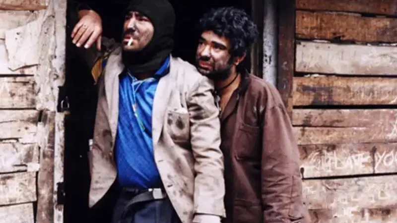 رقص شاد محسن تنابنده در خیابان؛ لحظه‌ای که حال همه را خوب کرد!