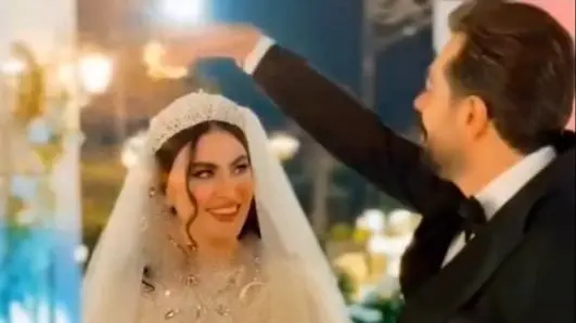 نگاهی به کارت عروسی پینترستی مریم مومن و سهیل قصدی به همراه گیفت های عروسی جذابشان+عکس