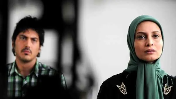 تیپ کریسمسی مریم کاویانی در دبی جنجال به پا کرد / آیا «عمه خانم فاصله‌ها» مهاجرت کرده است؟