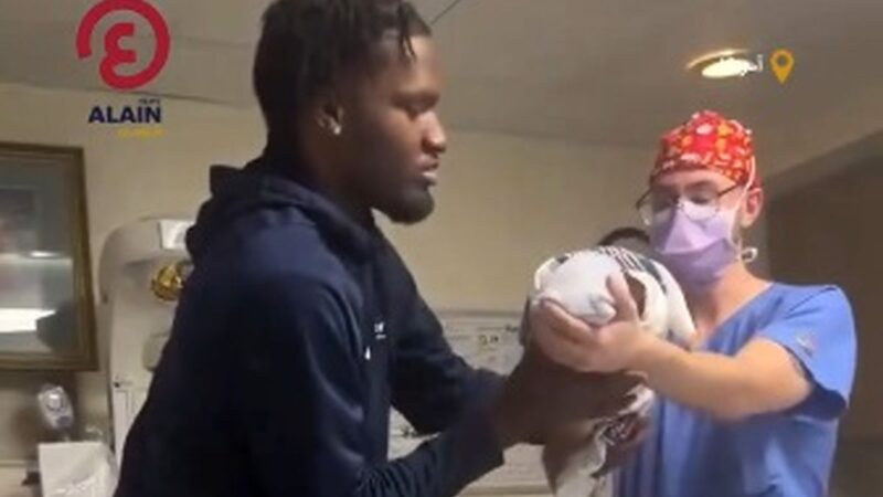 پدری که در لحظه تولد فرزندش به جای همراهی، مشغول بازی ایکس‌باکس شد!