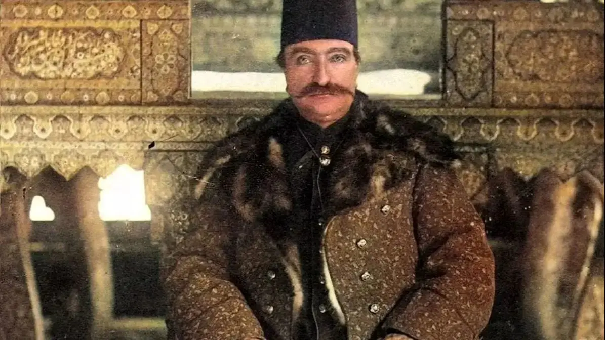 فیلم/ شعری که ناصرالدین شاه سروده و ارکستر پاریس می‌نوازد!/ کیه کیه در میزنه …