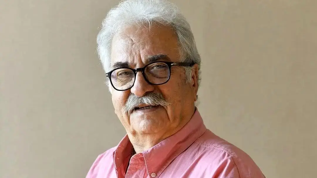 تصویری دیده‌نشده از هادی مرزبان کنار جمشید مشایخی در بیمارستان؛ بازگشت به سال ۹۷