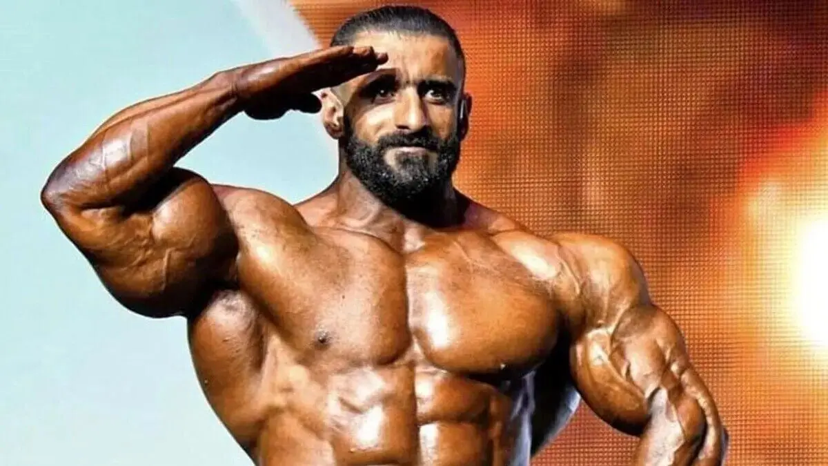 هادی چوپان با فیگور افتخار، سرباز واقعی ایران را به رخ کشید!