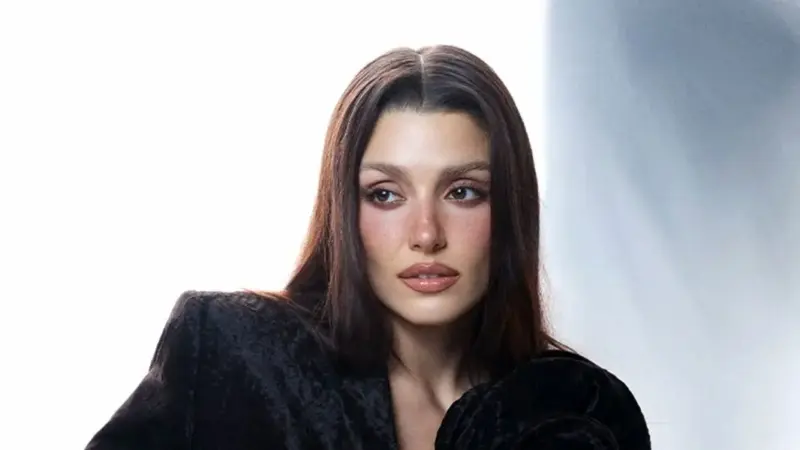 هانده ارچل با استایل اناری جنجالی، یلدای متفاوتی ساخت!