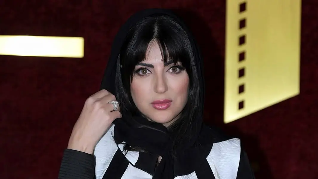 هلیا امامی با استایل تماماً مشکی؛ راز جذابیت خاص خرم سلطان ایرانی چیست؟