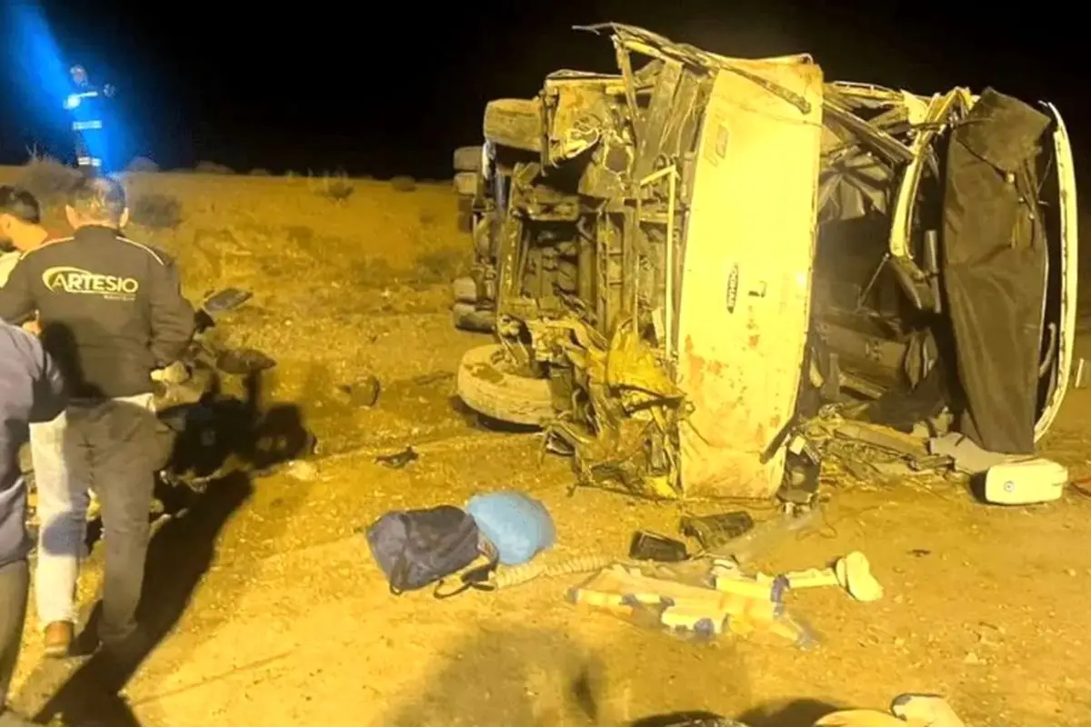 خواب‌آلودگی؛ احتمال اصلی در پشت پرده واژگونی مرگبار اتوبوس در اصفهان