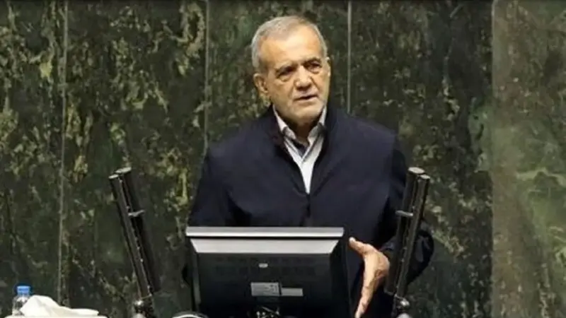 رئیس جمهور امروز در مجلس برای دفاع از بودجه ۱۴۰۵ حاضر شد