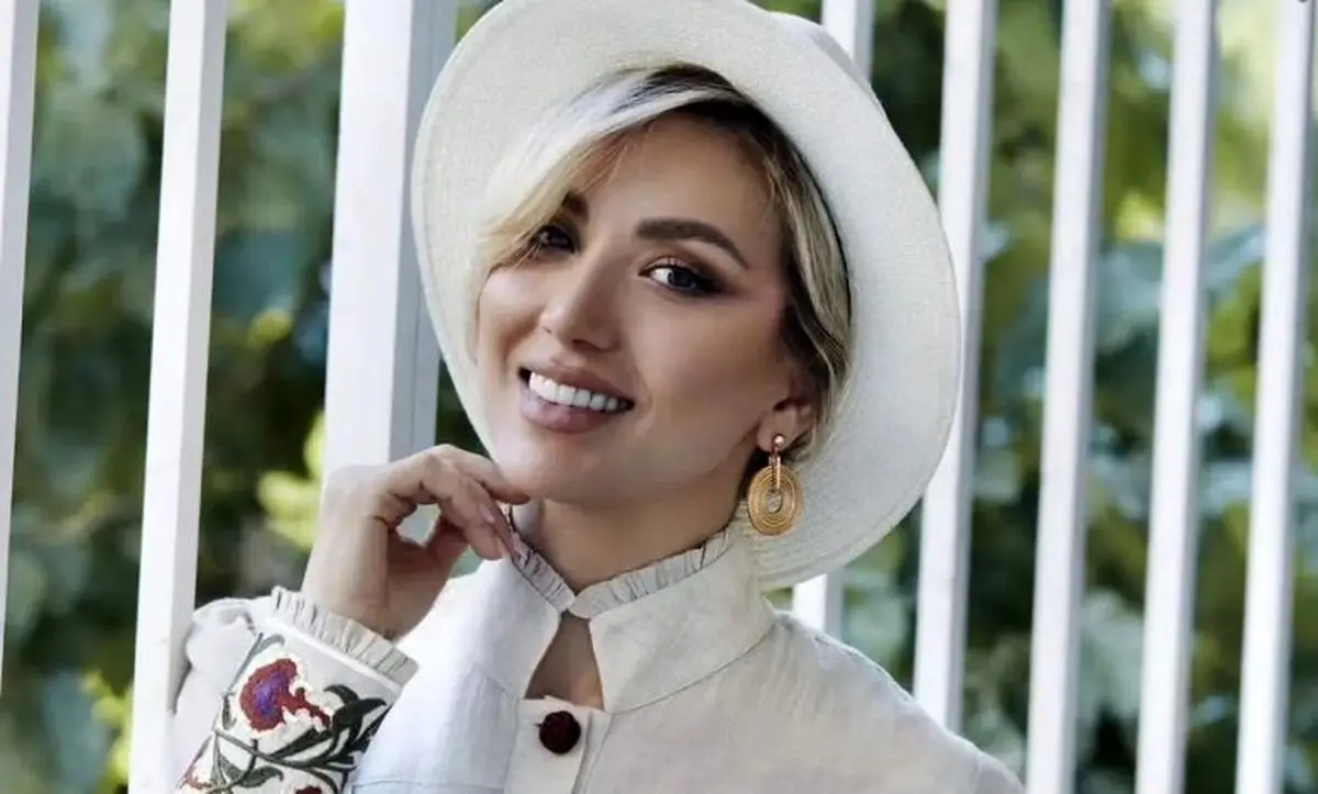 سفره یلدای کافه بهرام رادان با طراحی متفاوت مینا مختاری نگاه‌ها را خیره کرد!