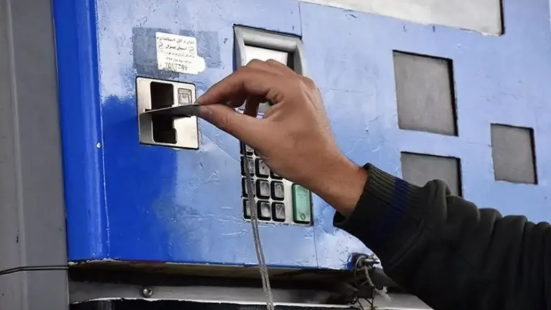 آیا کارت سوخت حذف می‌شود؟ پشت پرده طرح جدید سوئیچ سهمیه بنزین که همه را شوکه کرد!