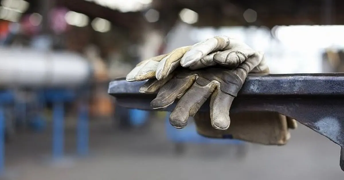 سبد معیشت کارگران ۳۳ میلیون تومان شد اما حقوق همچنان پایین باقی ماند!