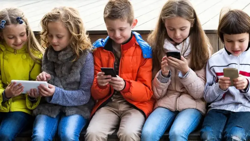 چگونه تمرین‌های ذهن‌آگاهی اعتیاد به گوشی را شکست می‌دهد؟