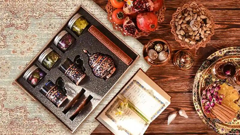 چطور با یک هدیه درست، کارمندان‌تان را برای یلدا غافلگیر کنید؟