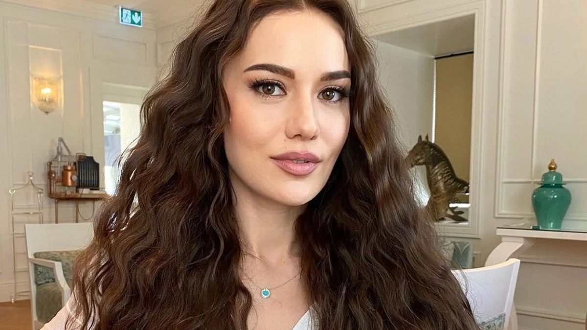 فحریه اوجن همسر بوراک اوزچویت؛ از آلمان تا قلب هنر ترکیه با رازهایی که نمی‌دانستید!