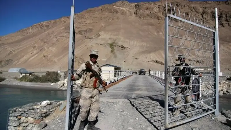درگیری خونین مرزبانان تاجیک با قاچاقچیان مسلح از خاک افغانستان؛ ۲ کشته و ۳ مهاجم نابود شدند