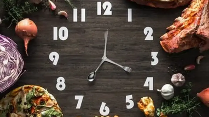 خطرات پنهان غذا خوردن در نیمه‌شب که سلامت شما را تهدید می‌کند!