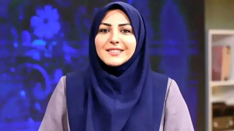 تیپ قرمز یلدایی المیرا شریفی‌مقدم در تلویزیون؛ جذاب‌تر و خوش‌پوش‌تر از همیشه!