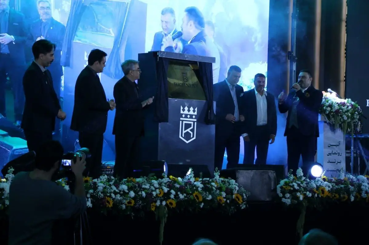 علی دایی رسماً سفیر برند ساعت «ریچنست» شد؛ رونمایی از شاهکار ژاپنی در ایران