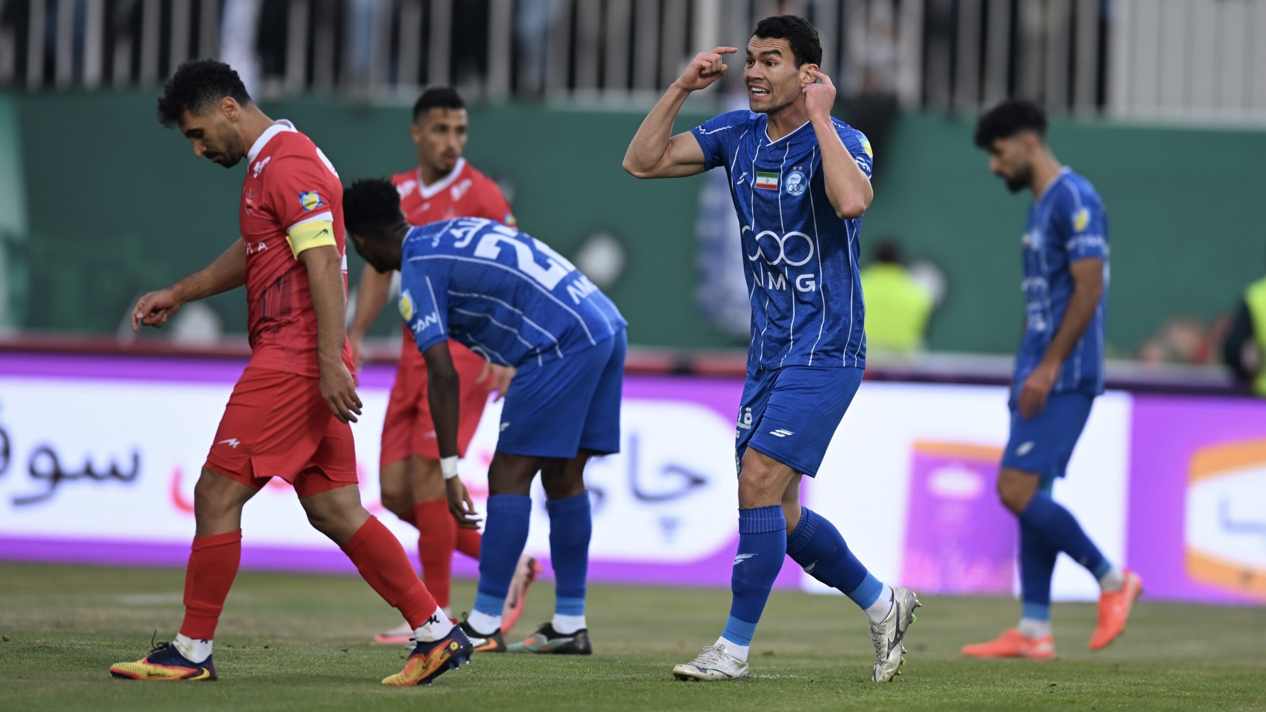 پرسپولیس 00 استقلال؛ هیچ - وب‌گردی