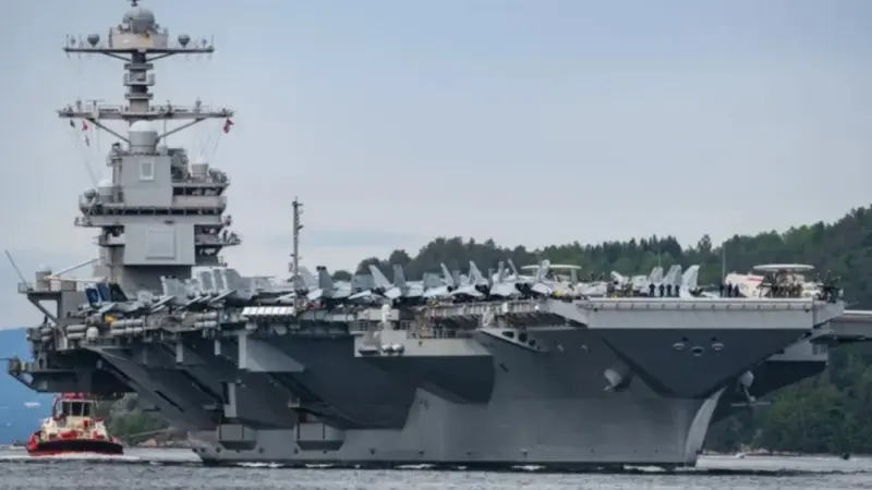 چرا نیروی دریایی آمریکا نمی‌تواند کمتر از ۱۱ ناو هواپیمابر در ناوگان خود داشته باشد؟