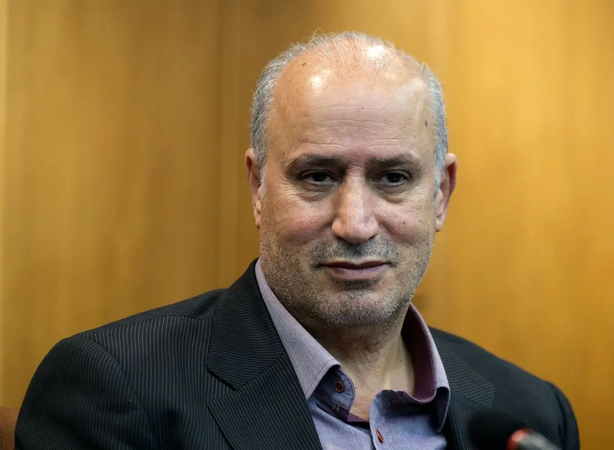 مهدی تاج: جلوی بازی تیم ملی با پرچم رنگین‌کمان را می‌گیرم؛ فدراسیون فوتبال وارد عمل شد!