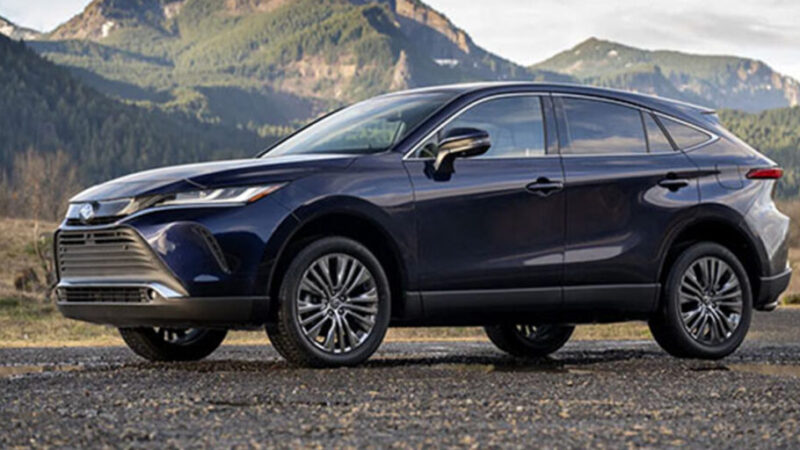 تویوتا ونزا؛ انتخابی هوشمندانه و آرام برای بزرگ‌ترها که نمی‌دانستید!