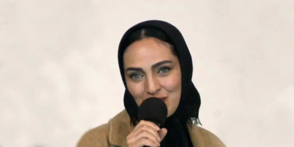 رویا نونهالی با استایل مشکی و ساده، راز زیبایی در هنر را فاش کرد!