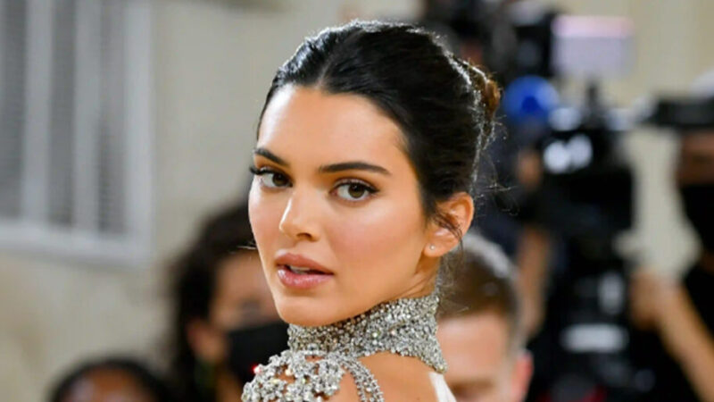 نگاهی به لوکس‌ترین کیف‌های کندال جنر؛ فشن آیکون خوش‌سلیقه‌ چه کیفی انتخاب می‌کند؟