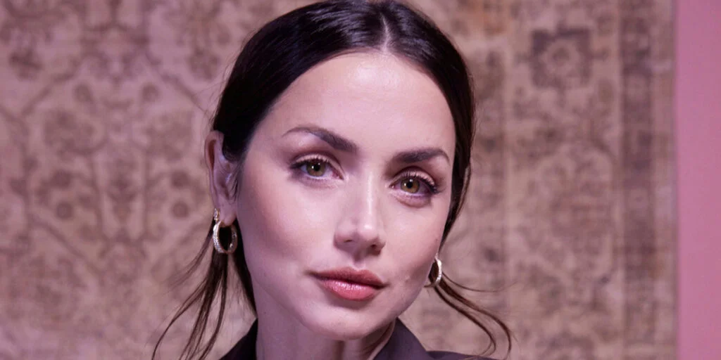 بیوگرافی و آلبوم عروسی آنا دی‌آرماس زیباترین بازیگر هالیوود