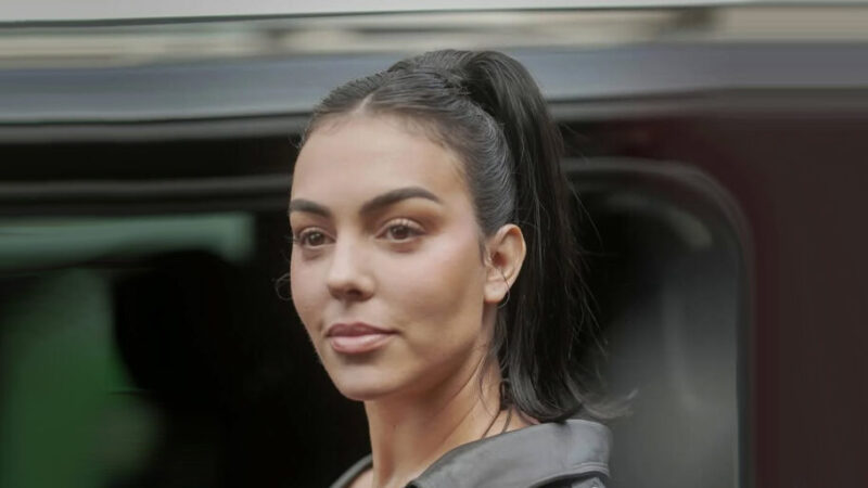 نامزد رونالدو با عکس‌های جنجالی روی جلد ووگ اسپانیا؛ رازهای تازه از عروسی‌شان فاش شد!