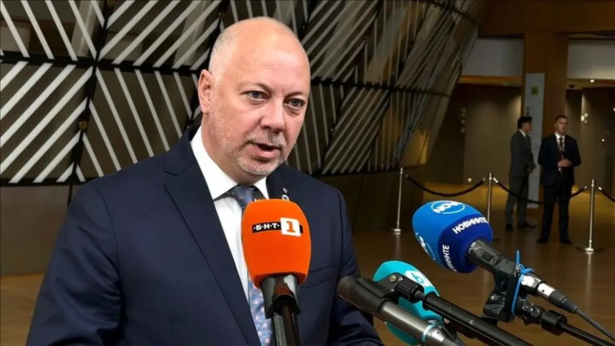 شوک بزرگ در بلغارستان؛ نخست وزیر پیش از رای عدم اعتماد استعفا داد!